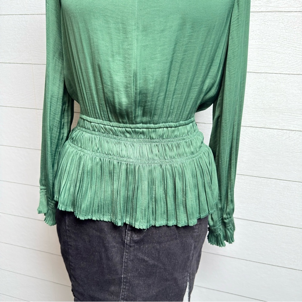 Philosophy | Forest Green Pleated Blouse | Soft Dramatic | Medium - Picture 10 of 11